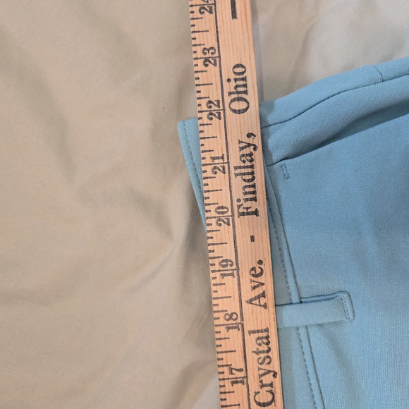 Lands End 44 Green Flat Front Golf Flex Shorts with Modern Fit - Picture 5 of 6